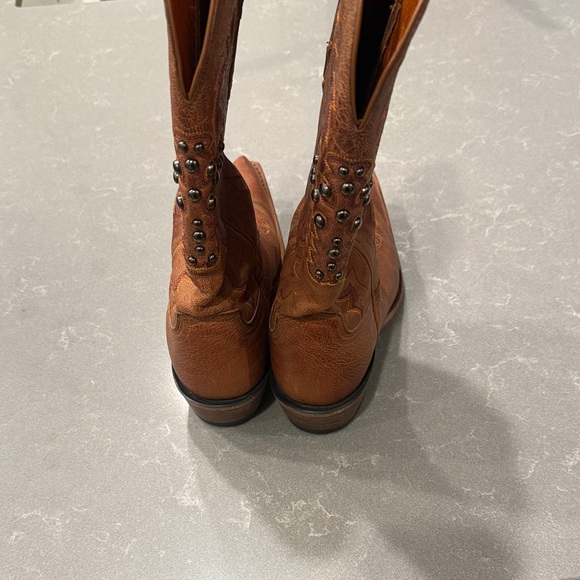 Lucchese Tan Leather Cowboy Boots with Stud Accents - Picture 3 of 9